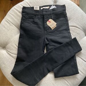 Levi's Women's Dark Jeans